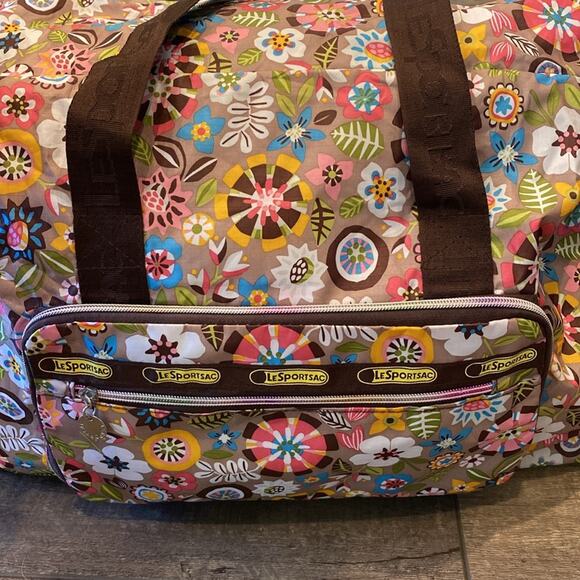 NWOT Tokidoki for LeSportsac Duffle Weekender Multi Floral Bag - Picture 12 of 16